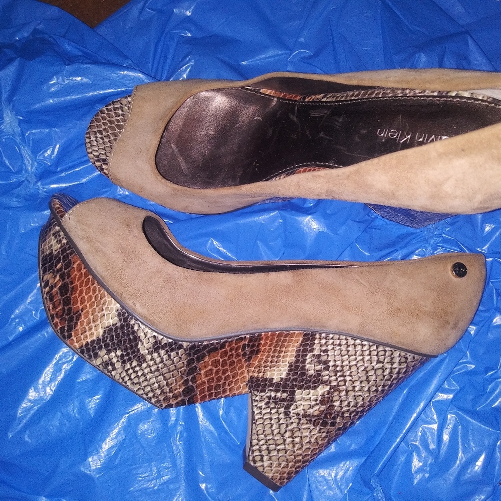 Shoes - Picture 4 of 4